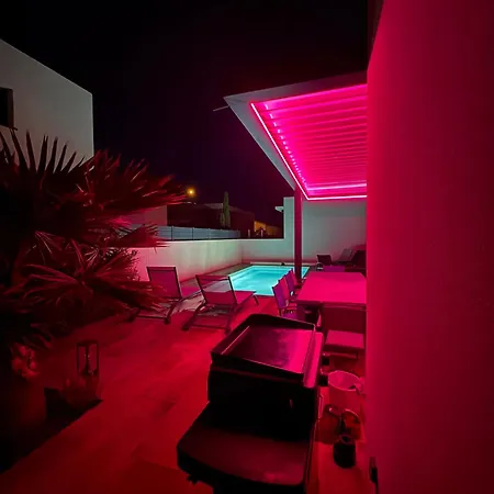 Serena - 4 Ch Piscine Proche Villa