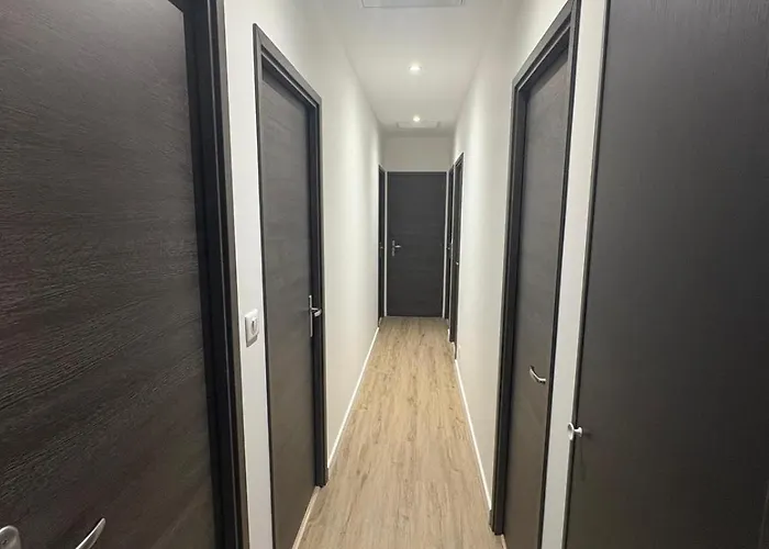 Serena - 4 Ch Piscine Proche Villa *